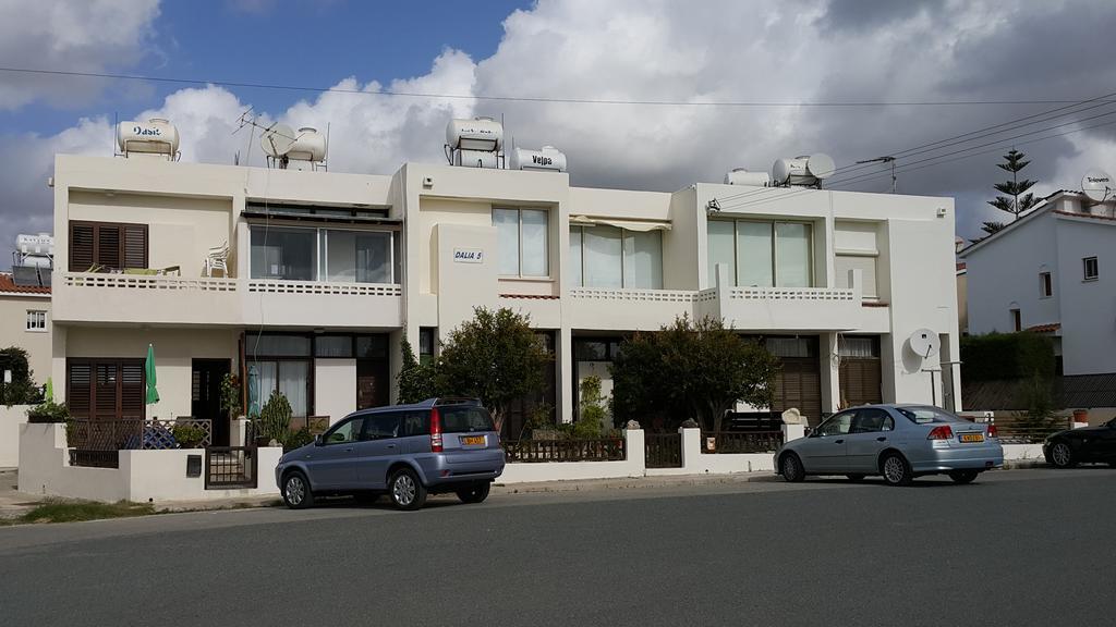 Dalia 5 Apartment Πάφος Δωμάτιο φωτογραφία
